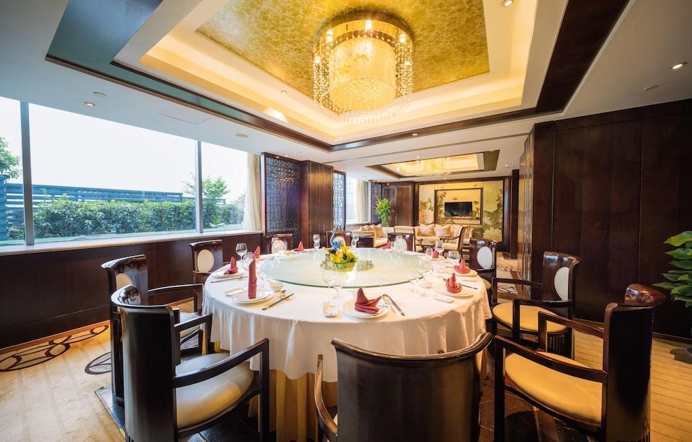 Tonino Lamborghini Hotel Kunshan City Center Exterior photo